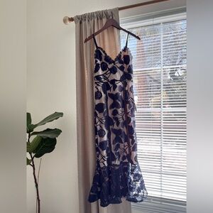 New Lulu's Navy Cream Lace Floral Lined Flutter Bottom Dress Sz. S